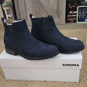 Sonoma LottieeNavy Suede Ankle Booties